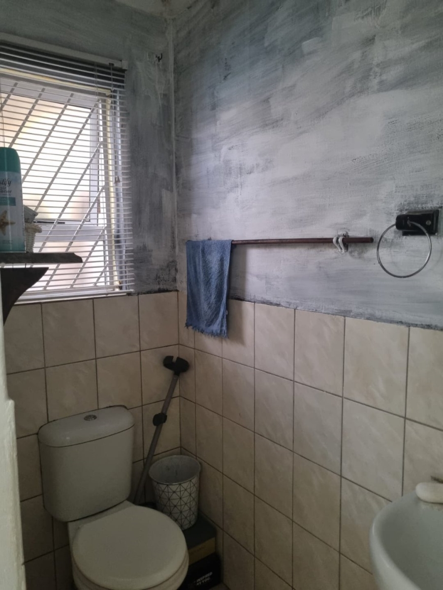 To Let 3 Bedroom Property for Rent in Belhar Western Cape